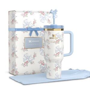 NIB LoveShackFancy x Stanley Holiday 40 oz Quencher sold out online/in store